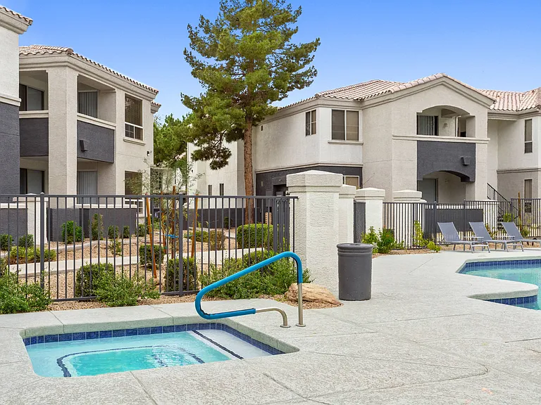 Sierra Canyon — Photo 20