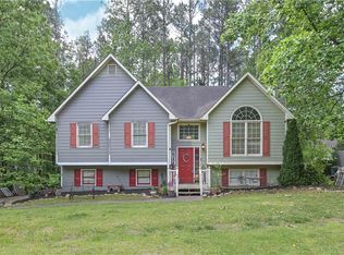 490 Nottingham Dr, Douglasville, GA 30134