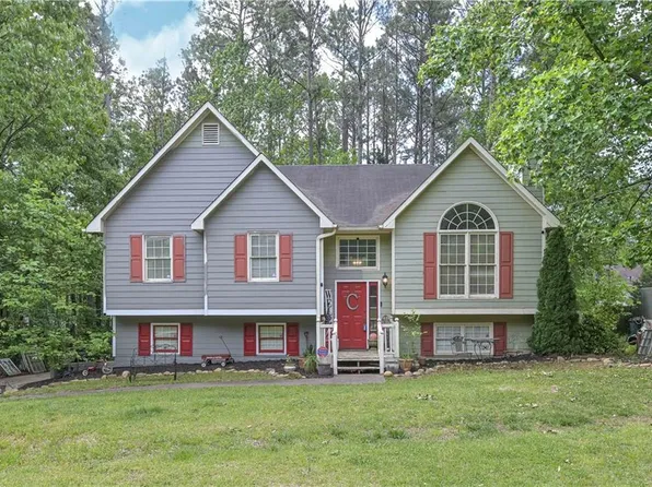 490 Nottingham Dr, Douglasville, GA 30134