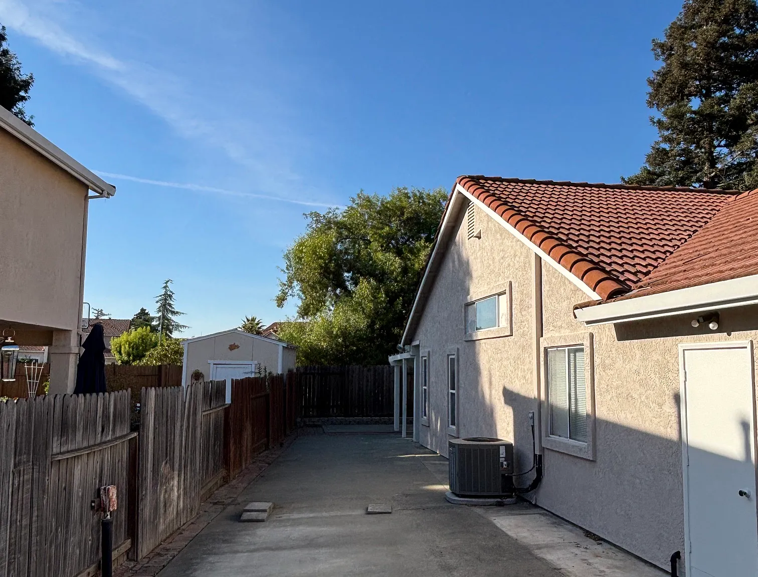 3 bed, 1460 sqft, $2,950 — Photo 3
