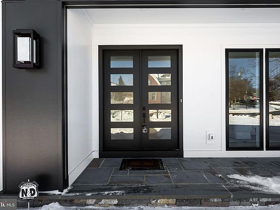 4th image of 2213 Boxwood Dr