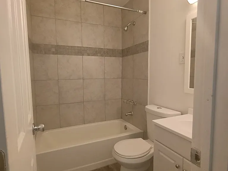 6423 S 10th St #3 — Photo 6