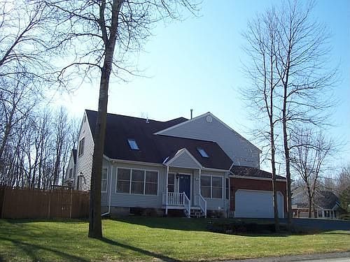 1st image of 38 Westbury Ct