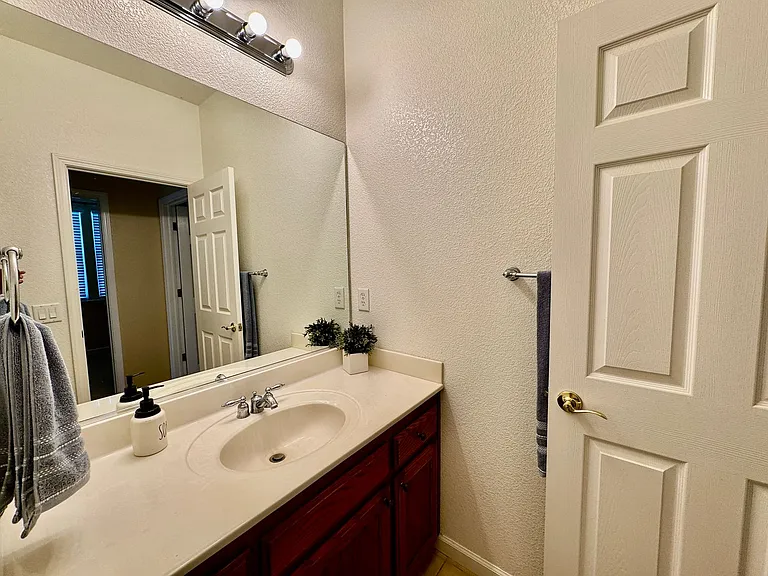 824 El Tesoro Ln — Photo 6