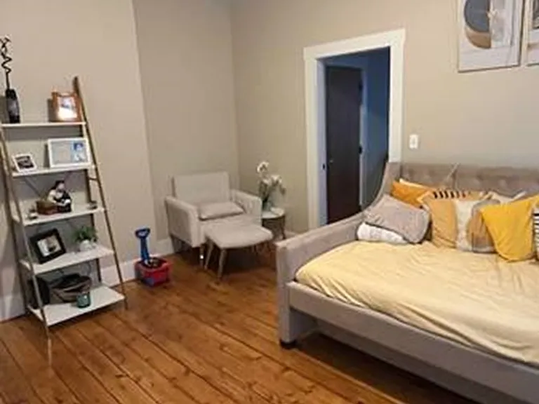484 Park Ave #2 — Photo 5