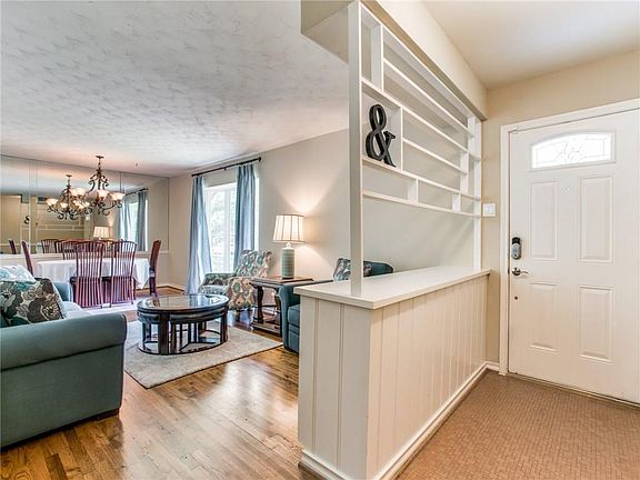 4th image of 3548 Vinecrest Dr