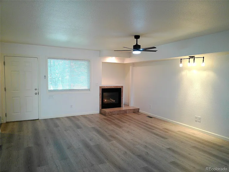 6944 Palmer Park Blvd — Photo 5