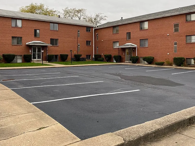 462 South Ave — Photo 1