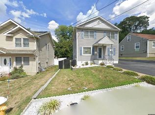 15 Rose Pl, Woodland Park, NJ 07424