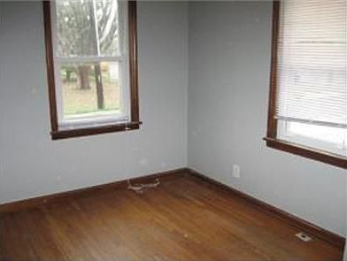 5th image of 1155 Wayne Ave