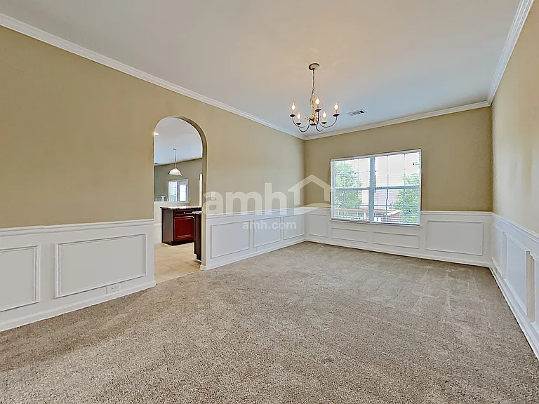 4975 Hopewell Manor Dr — Photo 8