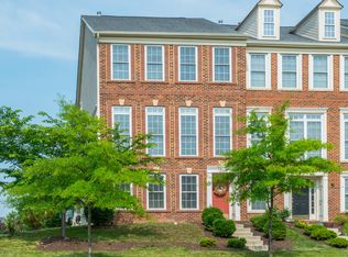 25824 Turlough Ter, Chantilly, VA 20152
