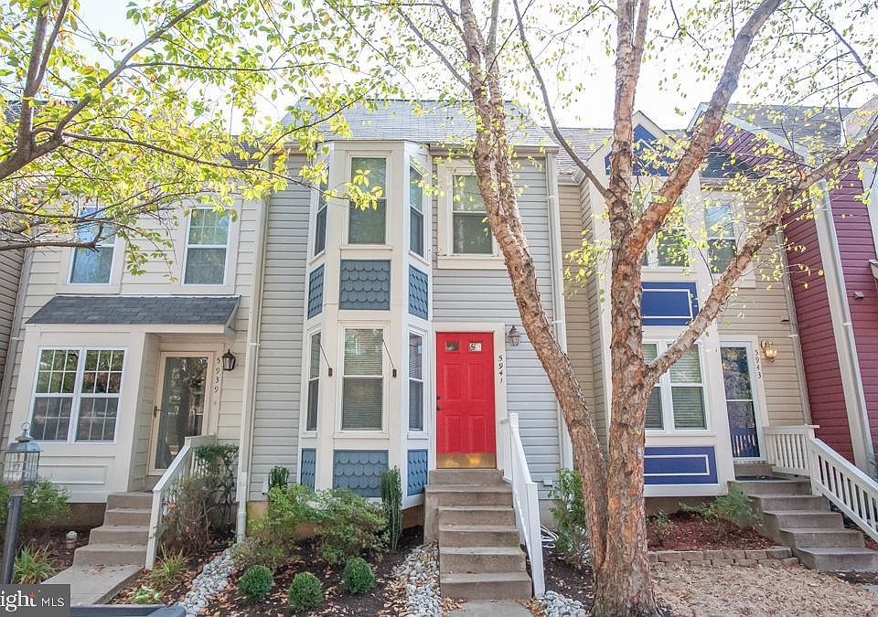 1st image of 5941 Dungeness Ln