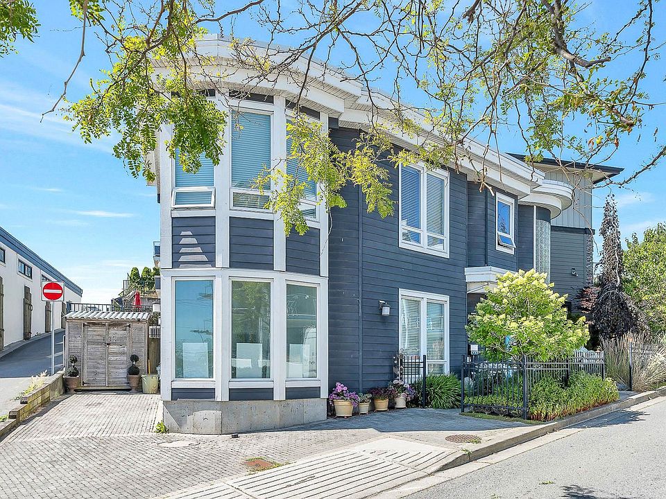 15598 Victoria Ave, White Rock, BC V4B 1H7 MLS R2792579 Zillow