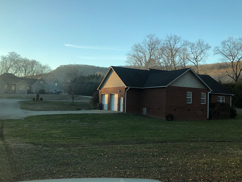1st image of 119 Mountain Meadow Ln
