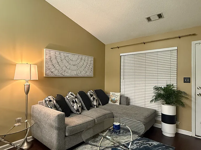 26 Macaulay Pl — Photo 4