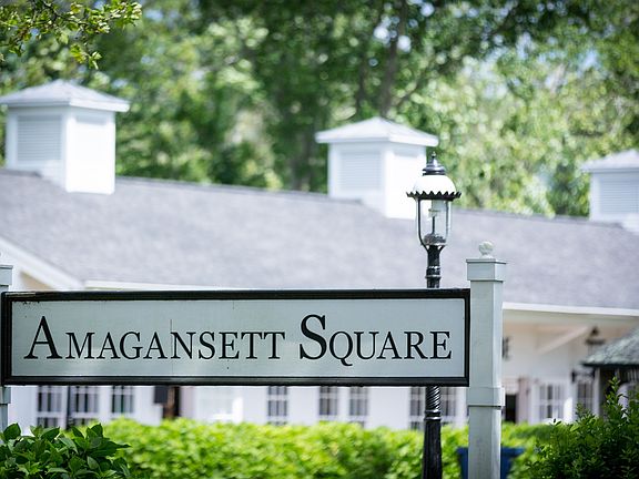 2nd image of 305 Main St