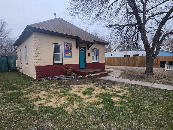 3rd image of 613 N Grant Ave
