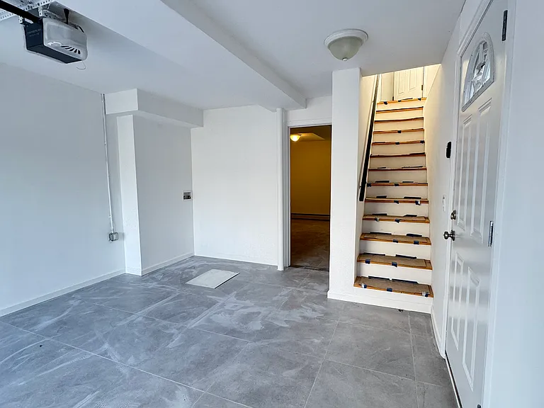 34 Seafoam St — Photo 19