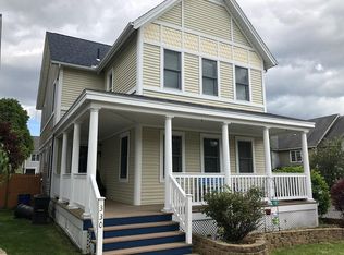 330 Walnut St, Holyoke, MA 01040