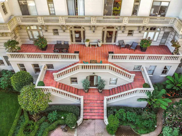 200 Lakeside Dr APT 401, Oakland, CA 94612