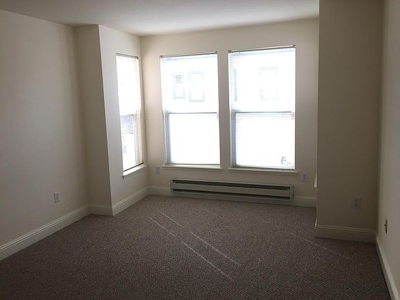 4th image of 118 Wood St APT 102