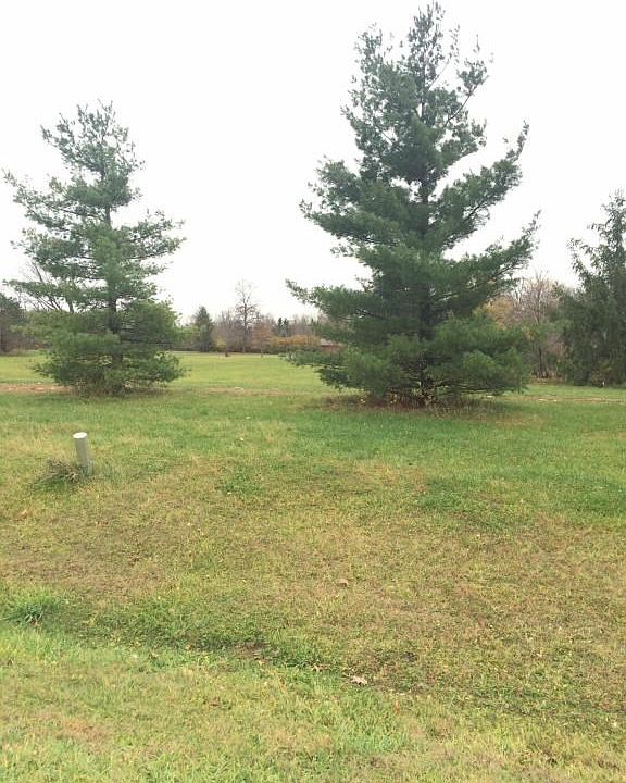 2nd image of Hoover Woods Rd