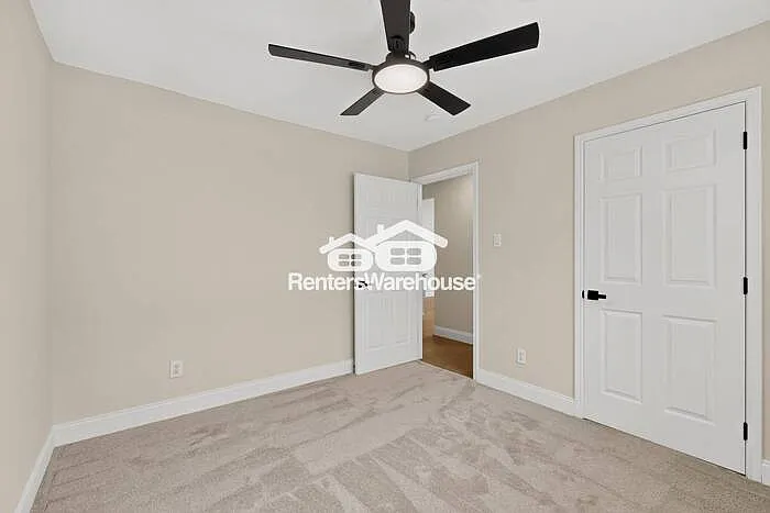 9113 Warren Dr — Photo 31
