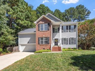 2007 Winecott Dr, Apex, NC 27502