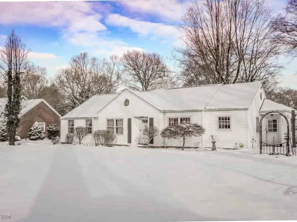 3215 Enfield Ave NW, Canton, OH 44708