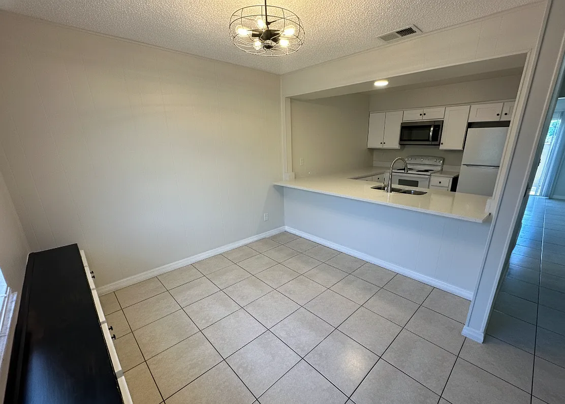 237 Century Blvd — Photo 2