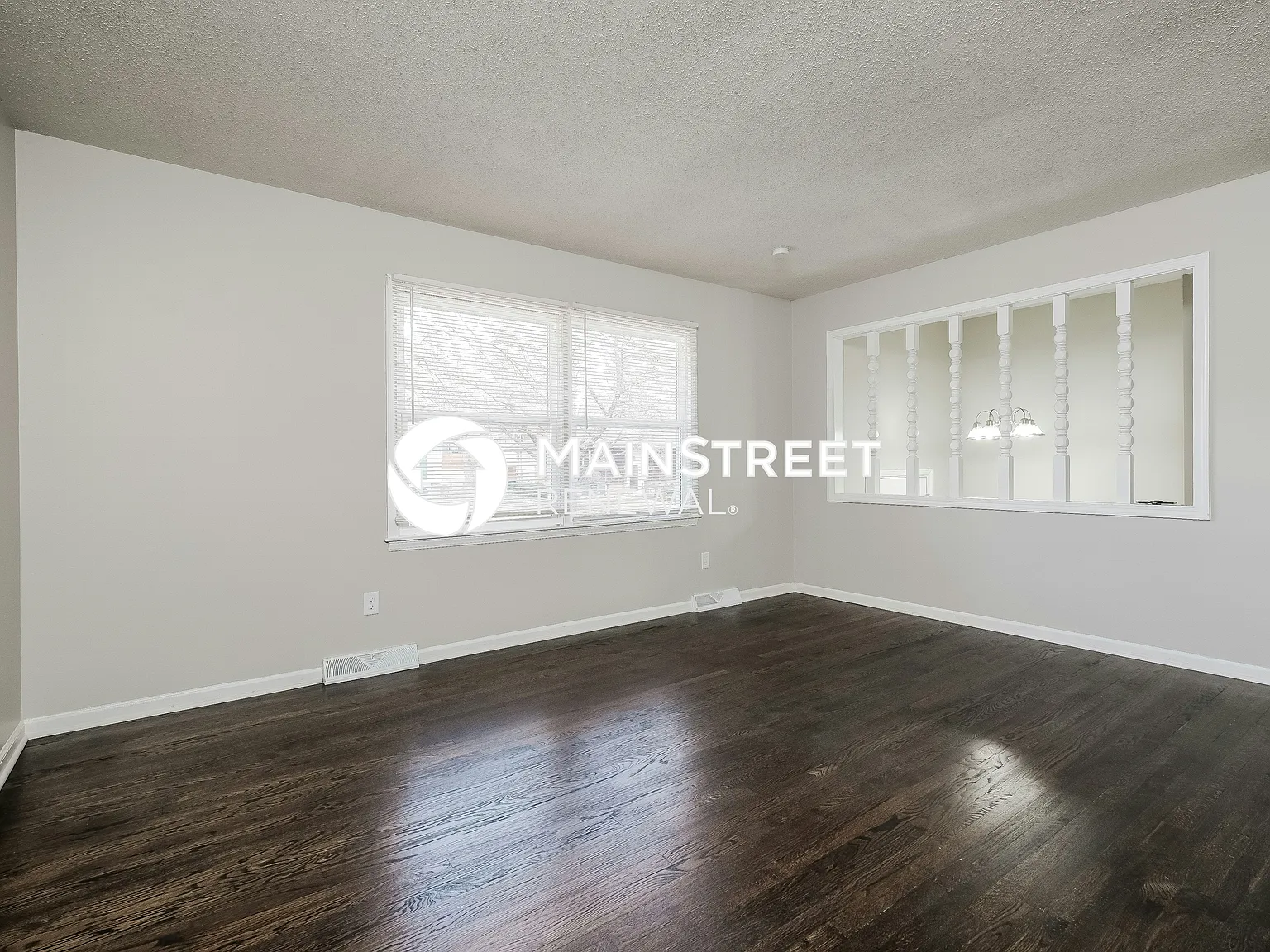 9817 W 56th Ter — Photo 3