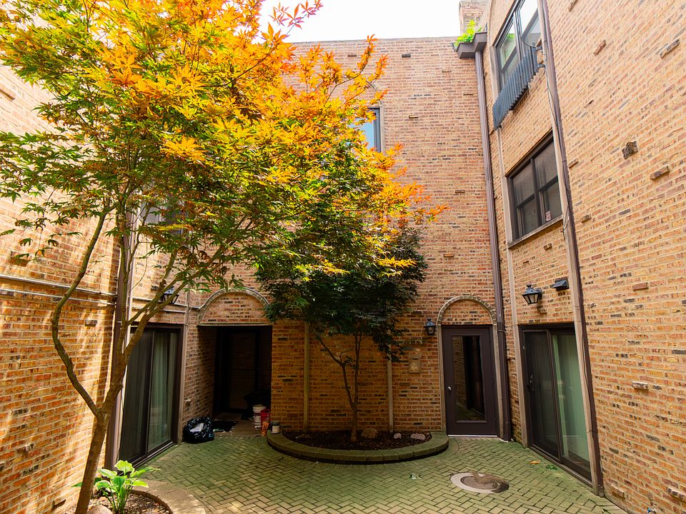 1st image of 455 W Grant Pl #3A
