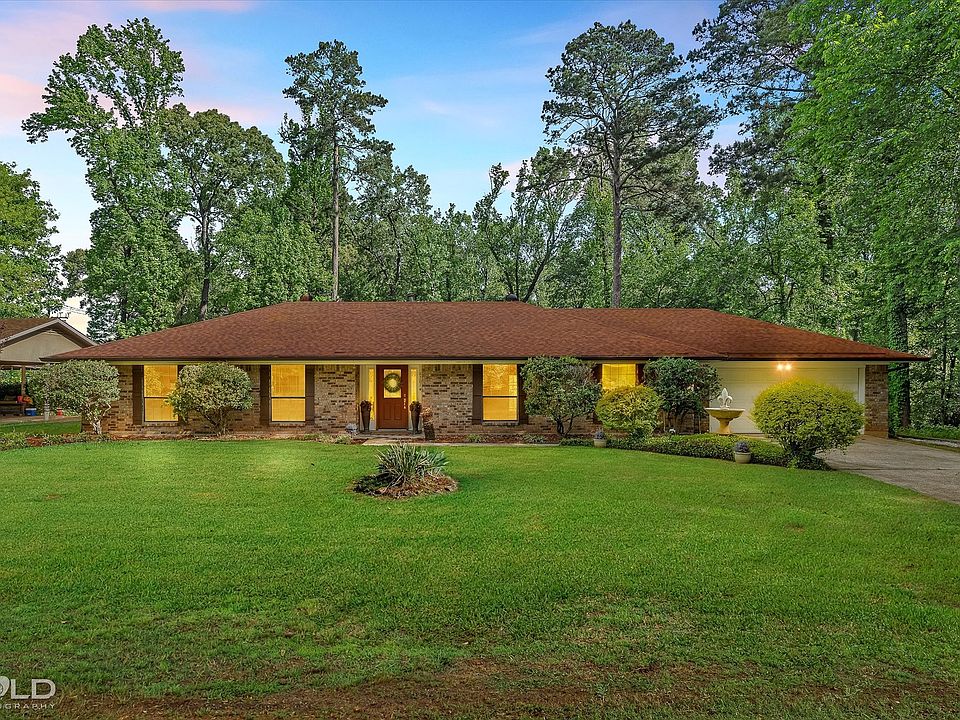 1st image of 8707 Woodstock Dr