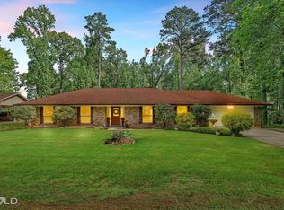 8707 Woodstock Dr, Haughton, LA 71037