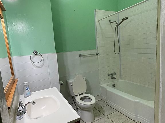 2nd image of 328 College St #326-A