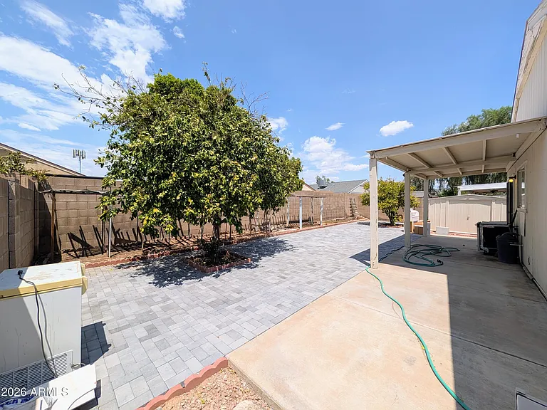 2824 W Angela Dr — Photo 57