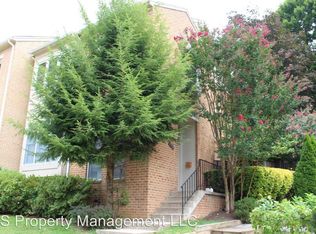 4822 Cloister Dr, Rockville, MD 20852