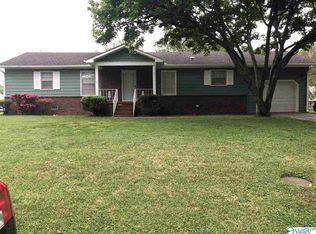 411 Everett Dr SW, Decatur, AL 35601