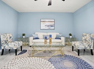 1573 Casarin Ave, Simi Valley, CA 93065