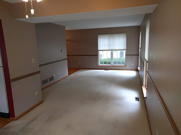5th image of 403 Harbor Dr