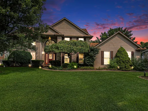 52130 S Lakeshore Dr, Granger, IN 46530