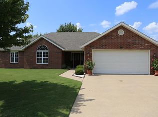2421 Holly Ln, Miami, OK 74354