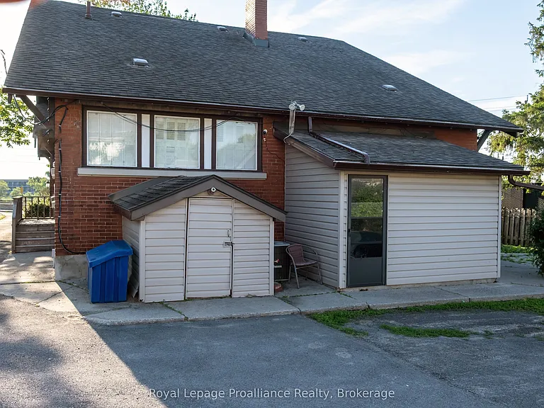 4 Highland Ave — Photo 5