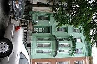 1st image of 21 Belmont Ave