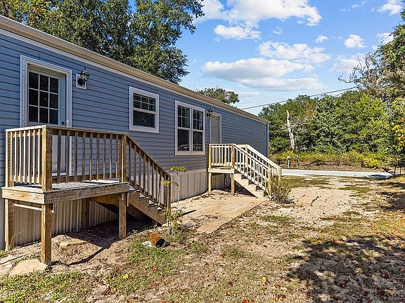 5th image of 8401 Canal Dr