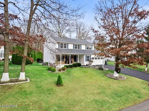 1885 Hexam Road, Niskayuna, NY 12309