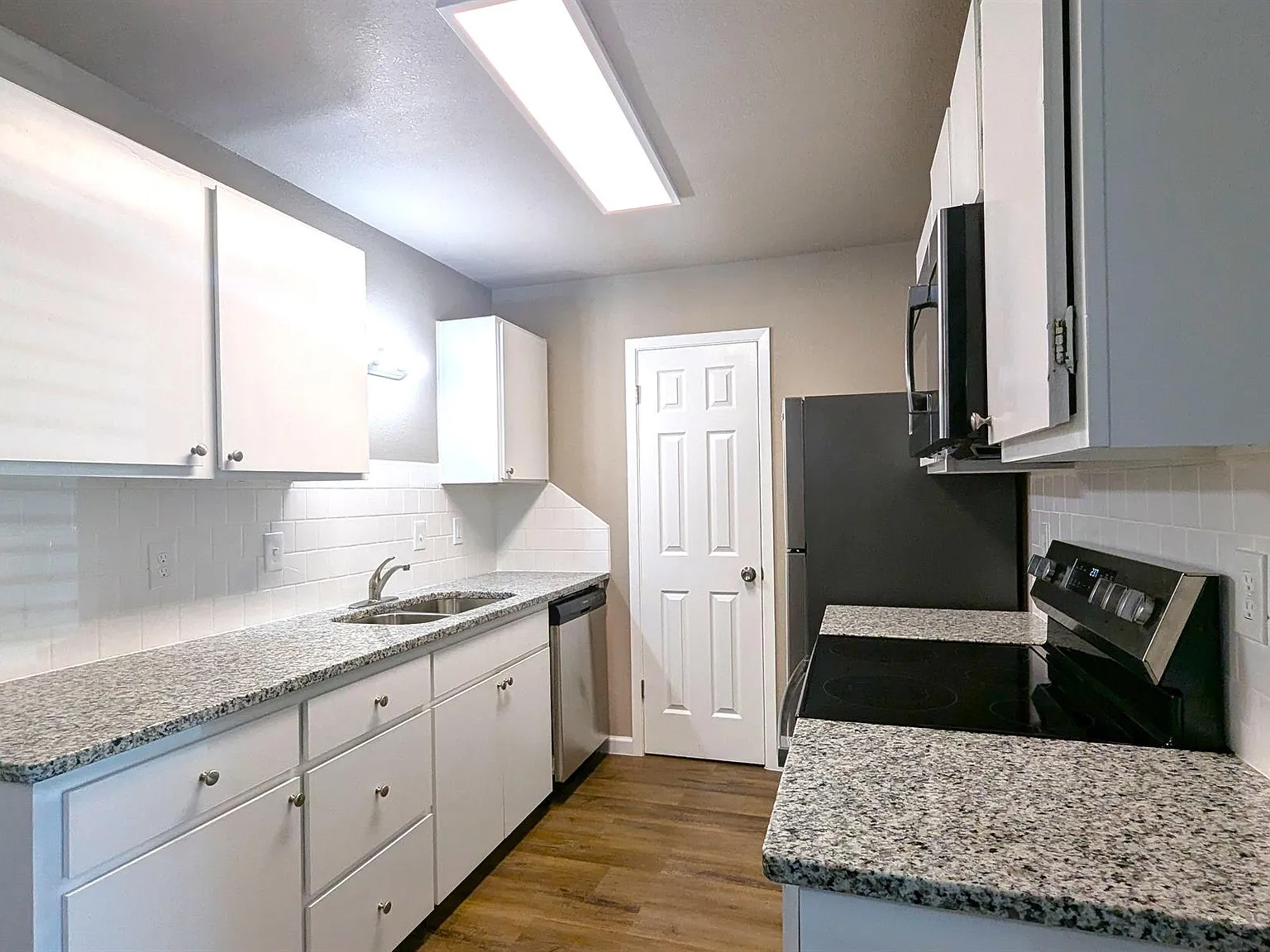Troy Terrace Apartments — Photo 4
