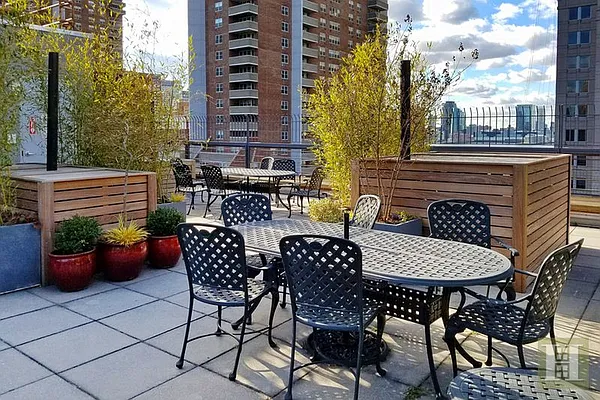 Sold by Halstead Real Estate | media 15