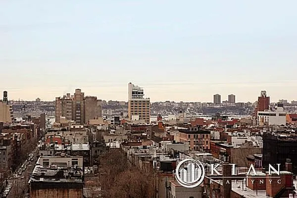 Rented by Kian Realty | media 78